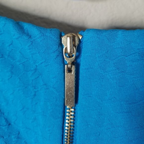 Bisou Bisou Sheath Dress- Size 4 - Picture 6 of 13